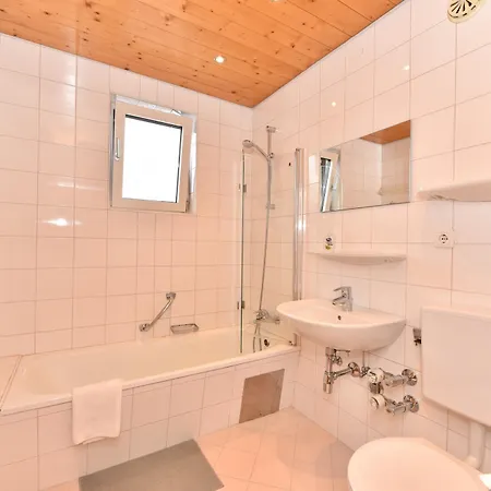 דירה Domizil Thirteen - Sauna And Glacier View